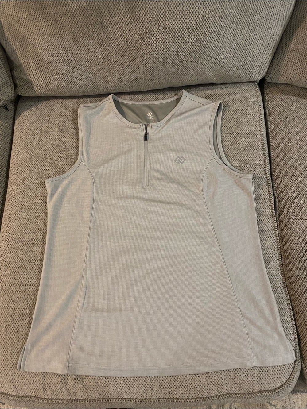 Sleeveless Light Gray Zip-Front Performance Tank Top